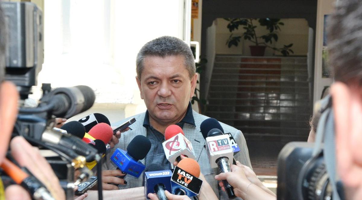 Ioan Rus, ministrul de Interne, joacă fotbal cu şefii de inspectorate: ”Ultimii trei în clasament, retrogradează!”