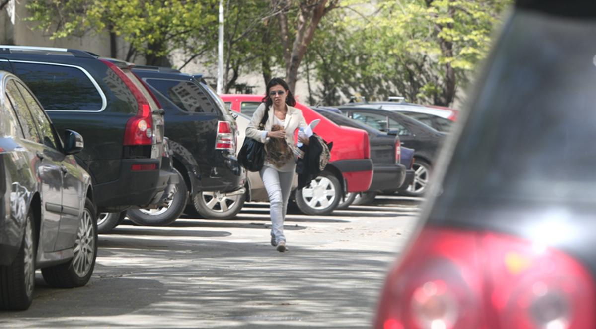 Mirela, soţia fostului portar Bogdan Stelea, s-a confruntat cu probleme serioase zilele trecute: I s-a stricat boilerul?