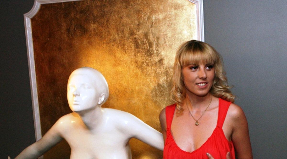 Alina Plugaru şi-a inaugurat noul salon de masaj erotic