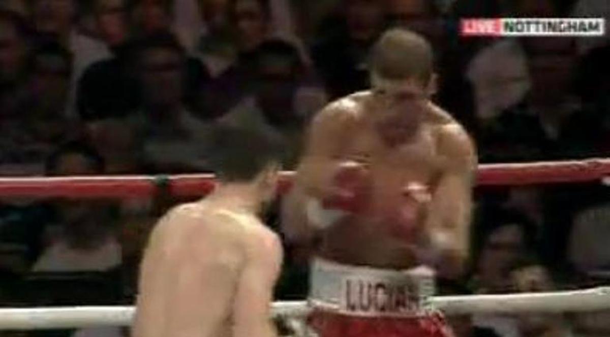 BUTE, PRIMELE CUVINTE după ce Froch l-a făcut KO: "AM PIERDUT MECIUL CÂND..." | VIDEO