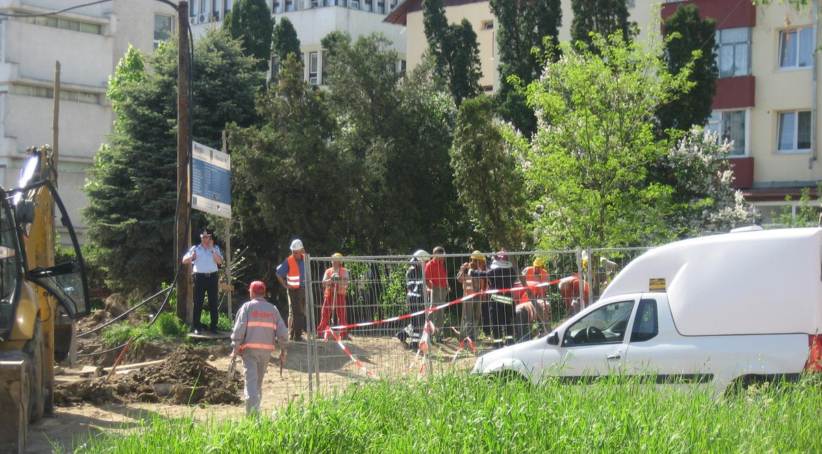 S-a fisurat o conductă de gaze în centrul oraşului Suceava