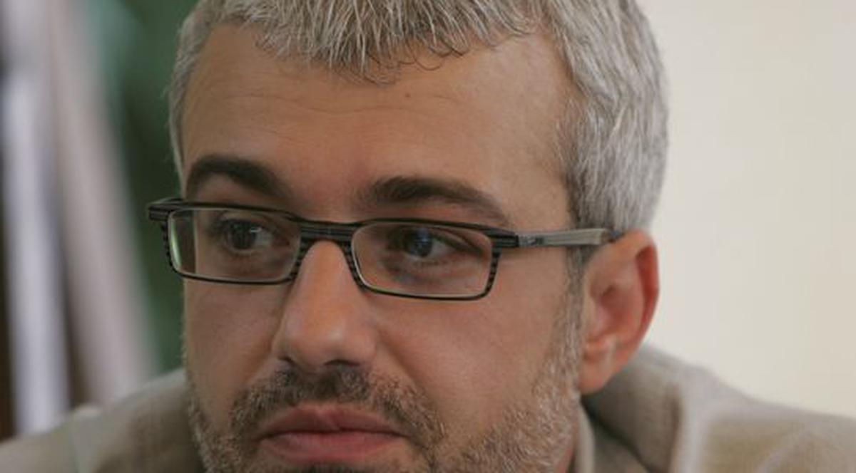 UPDATE | CĂTĂLIN CRIŞAN, implicat într-un ACCIDENT. DE CE S-A URCAT ÎN AMBULANŢĂ?