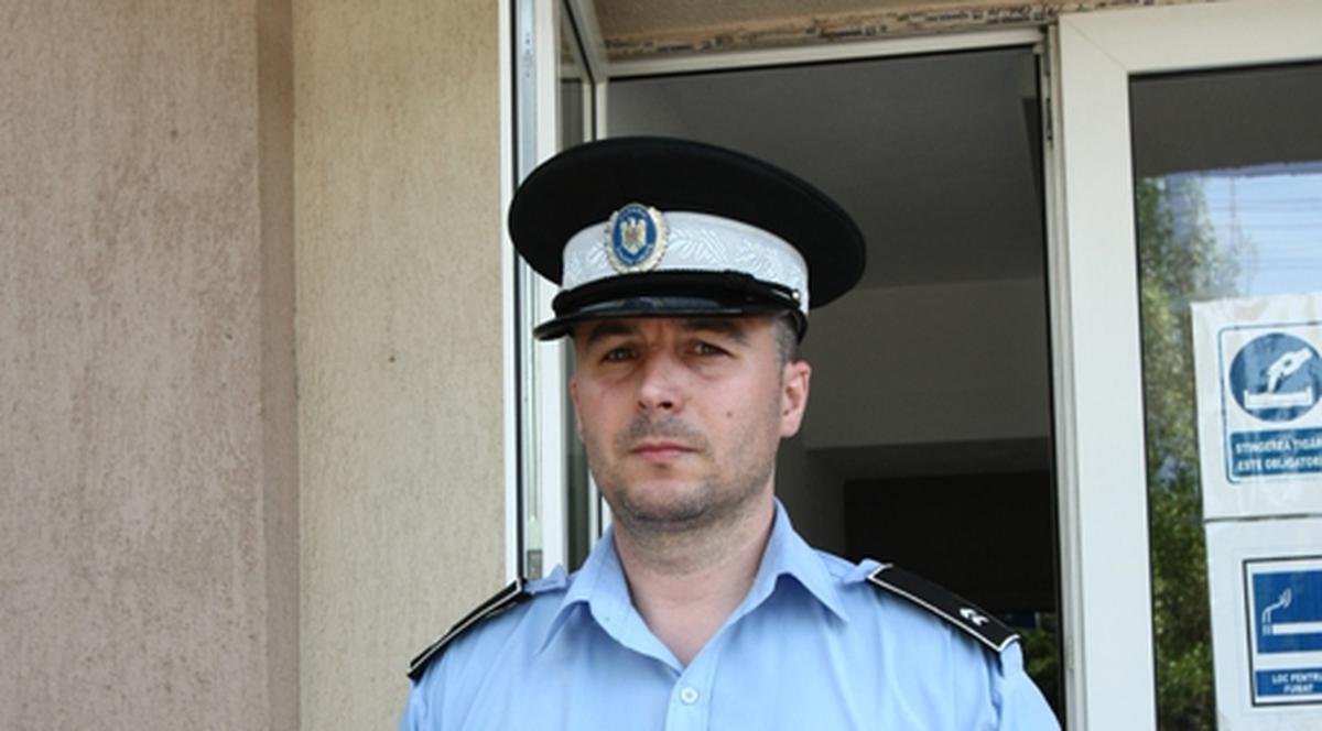 S-a bătut cu trei derbedei ca să salveze câteva femei