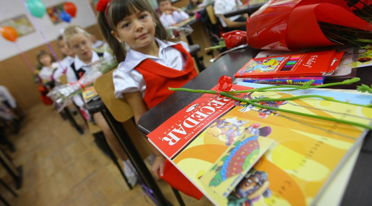 Ultima etapă de ÎNSCRIERE în CLASA PREGĂTITOARE şi în CLASA ÎNTÂI a început astăzi