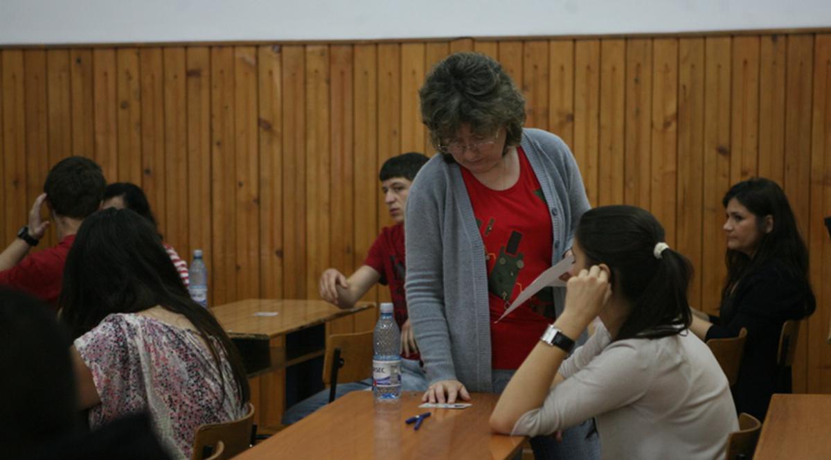 "Vitoria Lipan nu primea iubire de la calul Bator" şi "Moromete n-avea nevoie de şcoală, e idolul meu". CELE MAI TARI ŞI NOI PERLE DE LA BACALAUREAT 2012, SESIUNEA DE TOAMNĂ