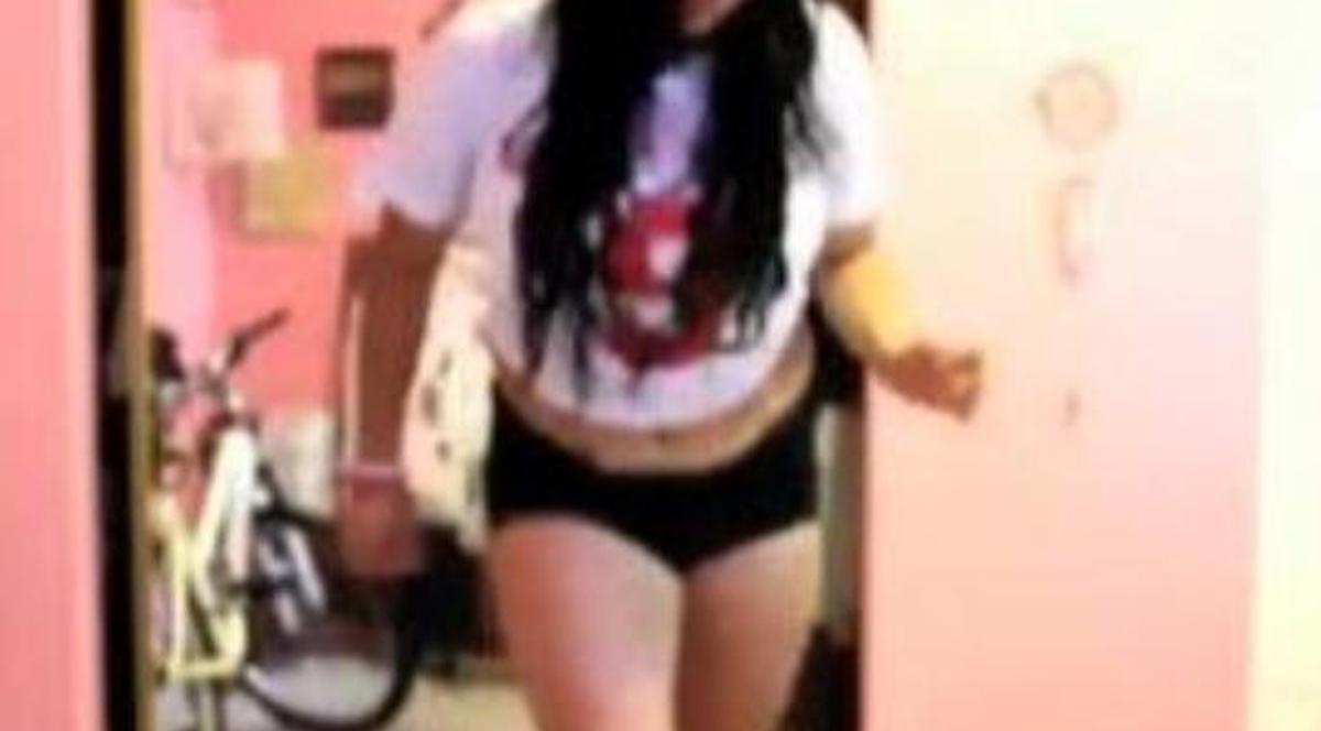 GRĂSUŢA DE CARE RÂDE TOT NETU'! O doare burta rău după ce-a păţit. O să te doară şi pe tine, dar de râs! | VIDEO