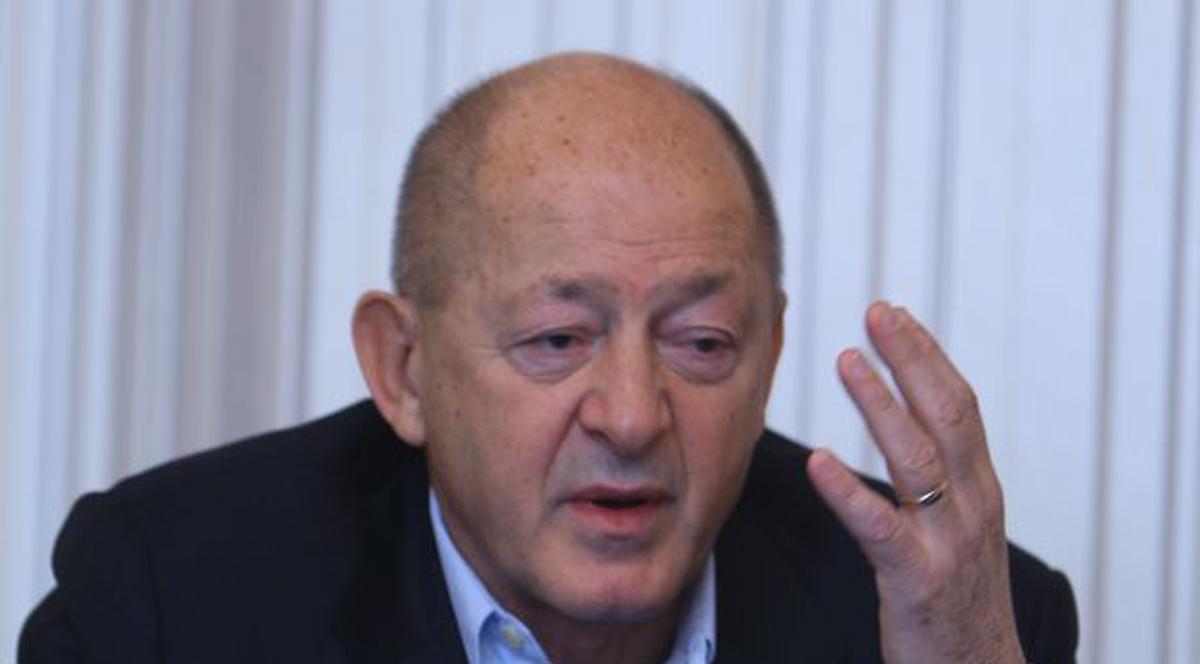 Tatulici spune cum a ajuns Mircea Badea la TV: "A venit mama lui şi mi-a zis că a terminat facultatea şi nu are serviciu"