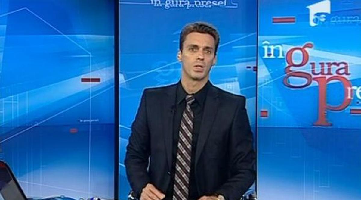 Mircea Badea, blocat în trafic: "E indamisibil să fie aglomerat la 11 noaptea" | VIDEO