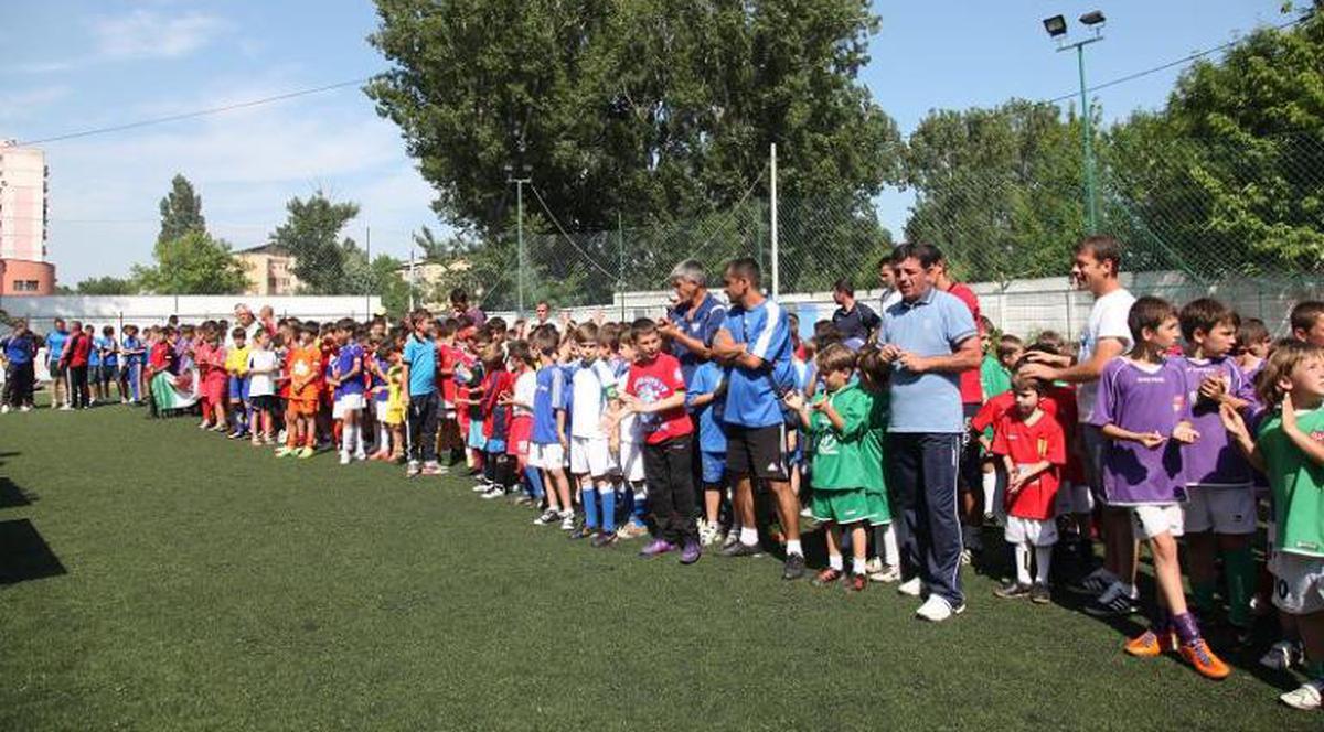 "Festival" fotbalistic la Focşani, cu 50 de cluburi de copii