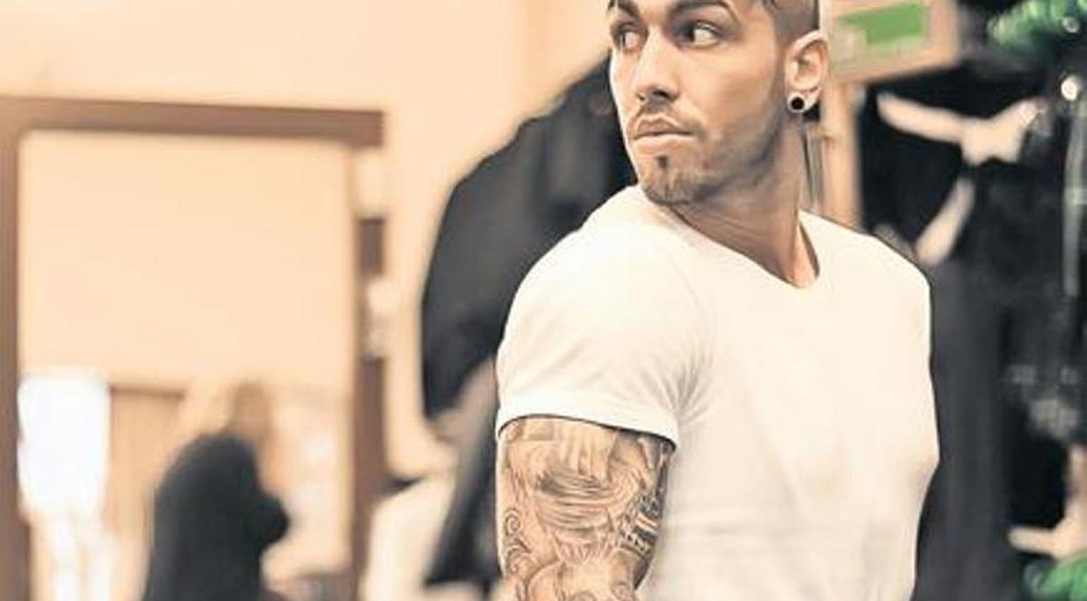 Cum A RENUNŢAT ALEX VELEA LA "BĂRBĂŢIE" pentru 40.000 de euro 