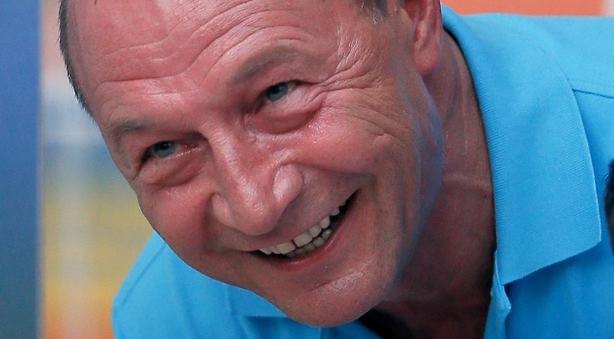 PLANUL SECRET al FAMILIEI BĂSESCU. Totul, organizat în taină pentru O FEMEIE