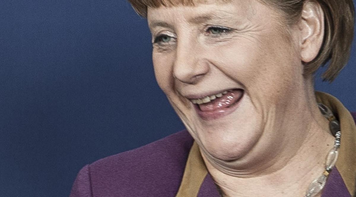 LOVITURĂ NĂPRASNICĂ pentru MERKEL. "E şefa MAFIEI!" Dezvăluiri incendiare despre cancelarul german