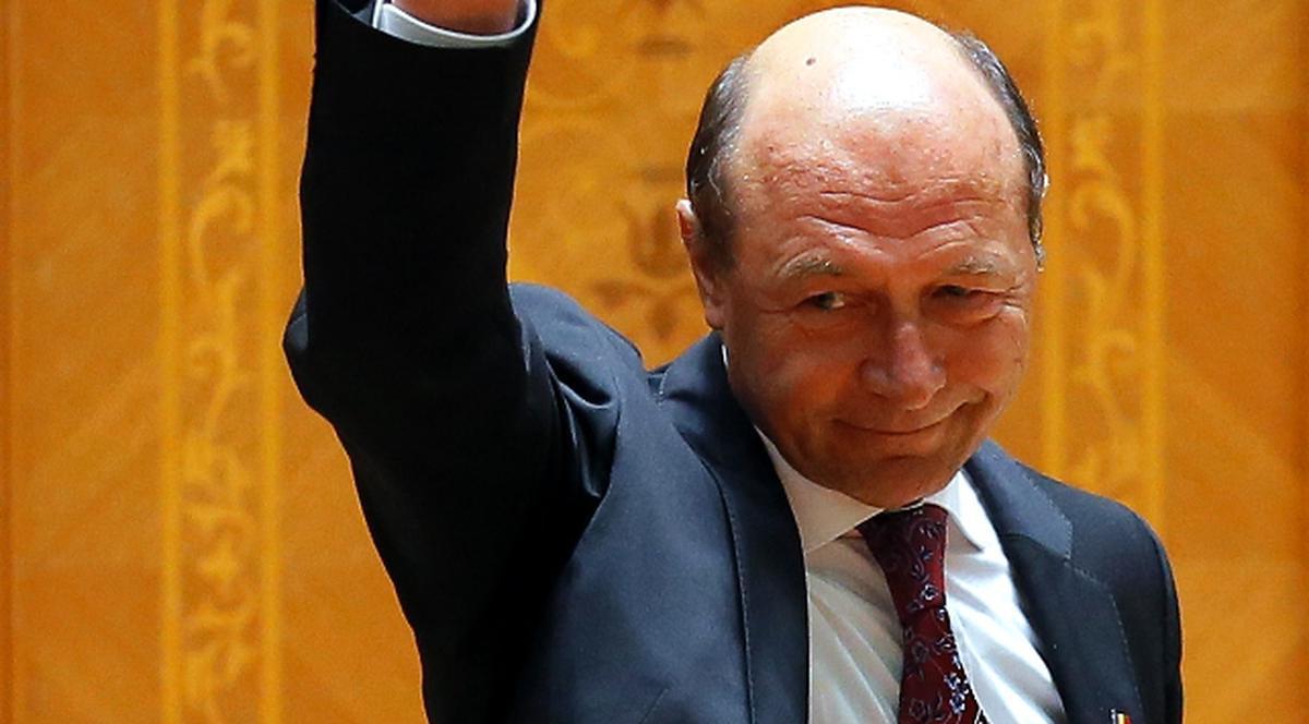 DOCUMENTUL care ÎI VINE DE HAC lui BĂSESCU? "2 milioane de oameni dispar de aici..."