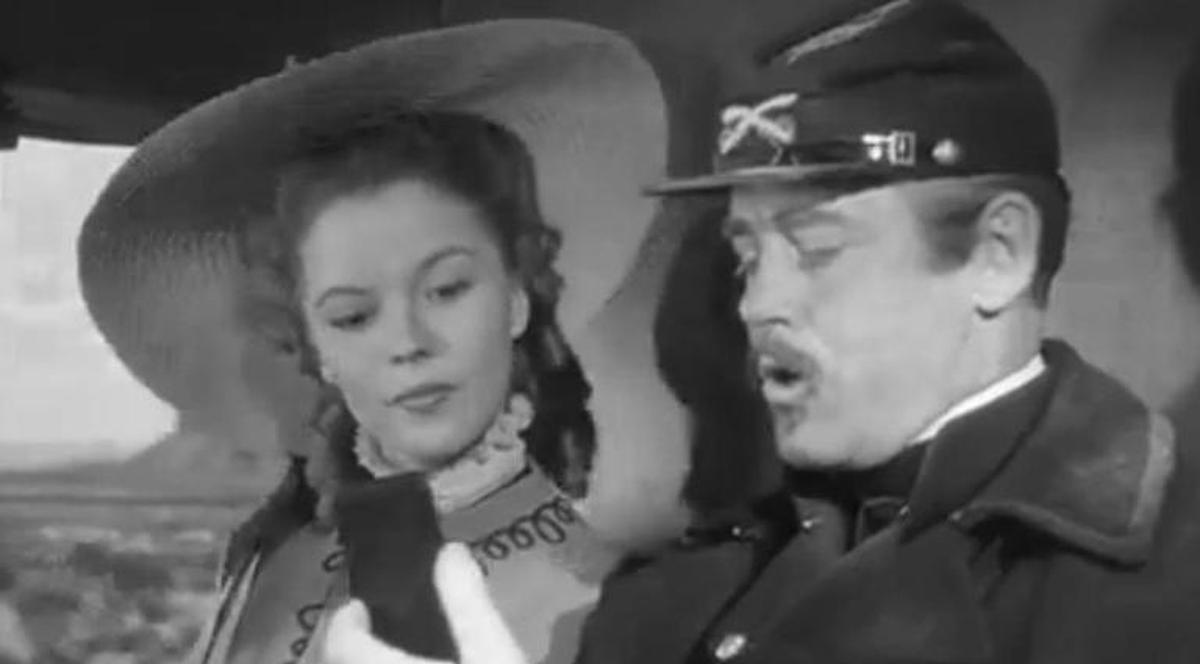 NU SE POATE EXPLICA AŞA CEVA! Primul iPhone a apărut într-un film din 1948! VIDEO INCREDIBIL!