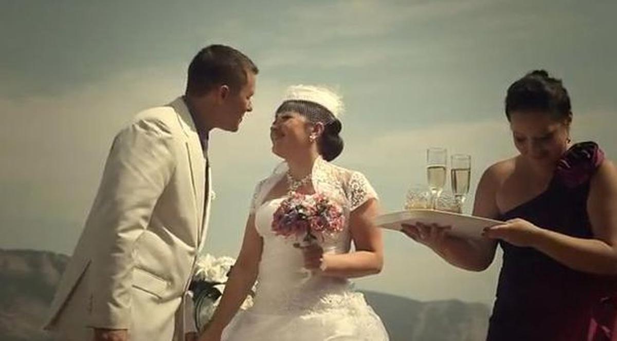 Piesa "Playing with fire" a fost parodiată de către ucraineni | VIDEO