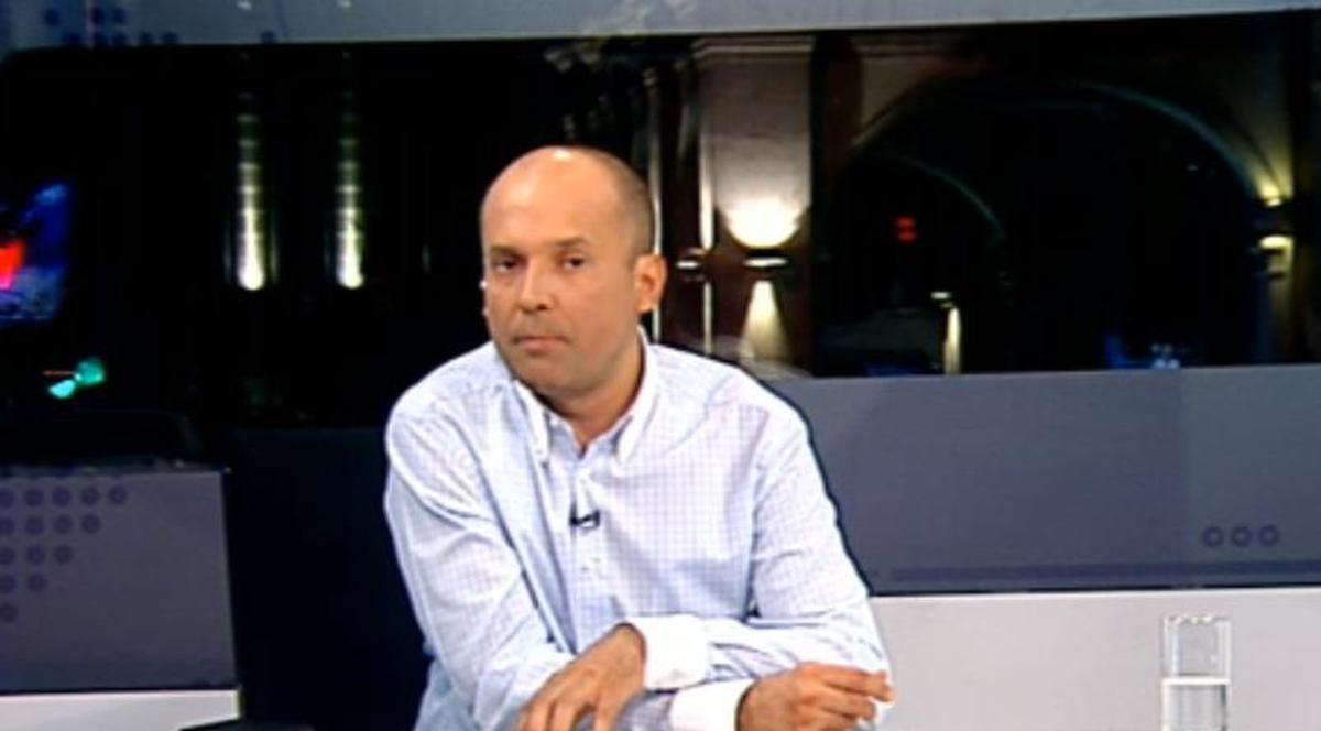Radu Banciu despre Crin Antonescu: "Probabil că petrece la fel de mult timp în faţa oglinzii cât Cristiano Rolando"