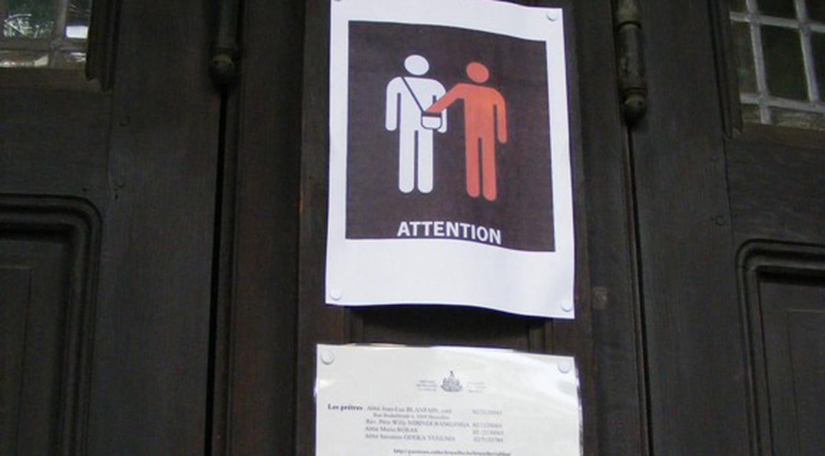 Uite cum sunt sfătuiţi BELGIENII să AIBĂ GRIJĂ la HOŢI!