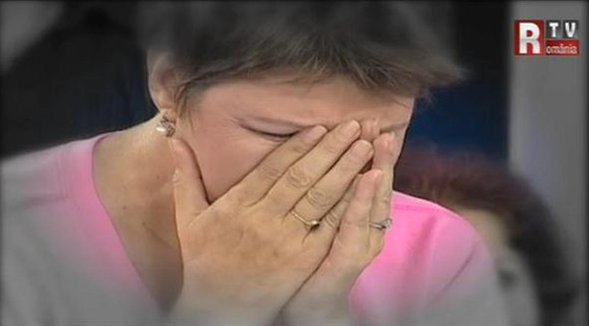 Jurnalista Corina Drăgotescu pleacă definitiv din România! Se mută în America şi a PLÂNS, în DIRECT