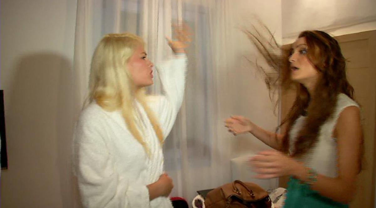 Scandal de proporţii între fetele Next Top Model! Uite de ce vroiau să se ia la bătaie! 