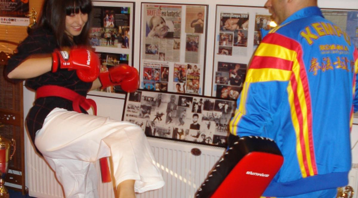 Uite ce artiste de la noi au devenit luptătoare kempo! | FOTO  