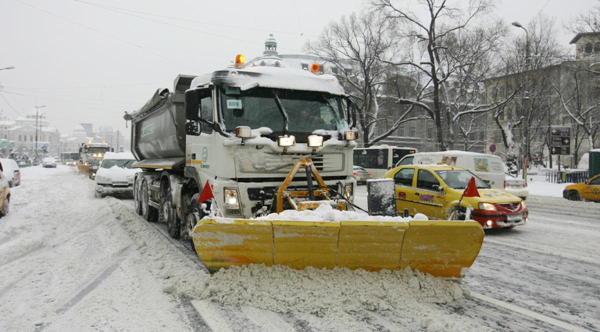 Mai multe utilaje pentru deszăpezire iarna aceasta în Capitală 