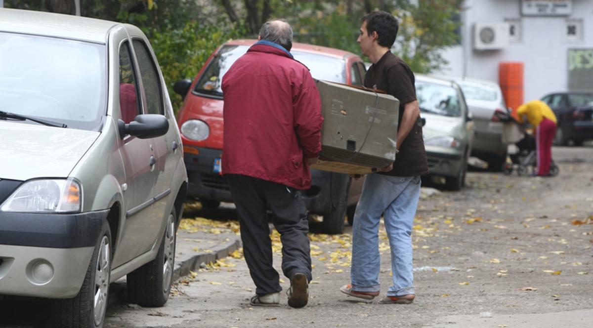 Proiect inedit: în Bucureşti are loc Bazarul cu Lucruri Gratis
