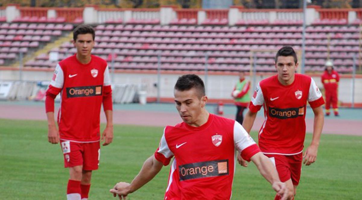 De voie de nevoie, Dinamo poate deveni FC Barcelona de România