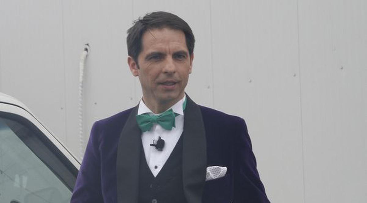 Dan Negru: "În ultimii 12-13 ani, cel putin o dată pe an citesc în ziare cât câştig"