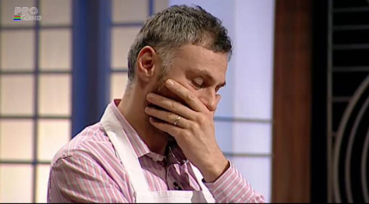 Iată care a fost proba de la MasterChef care i-a făcut pe mai mulţi concurenţi SĂ IZBUCNEASCĂ în LACRIMI! FOTO