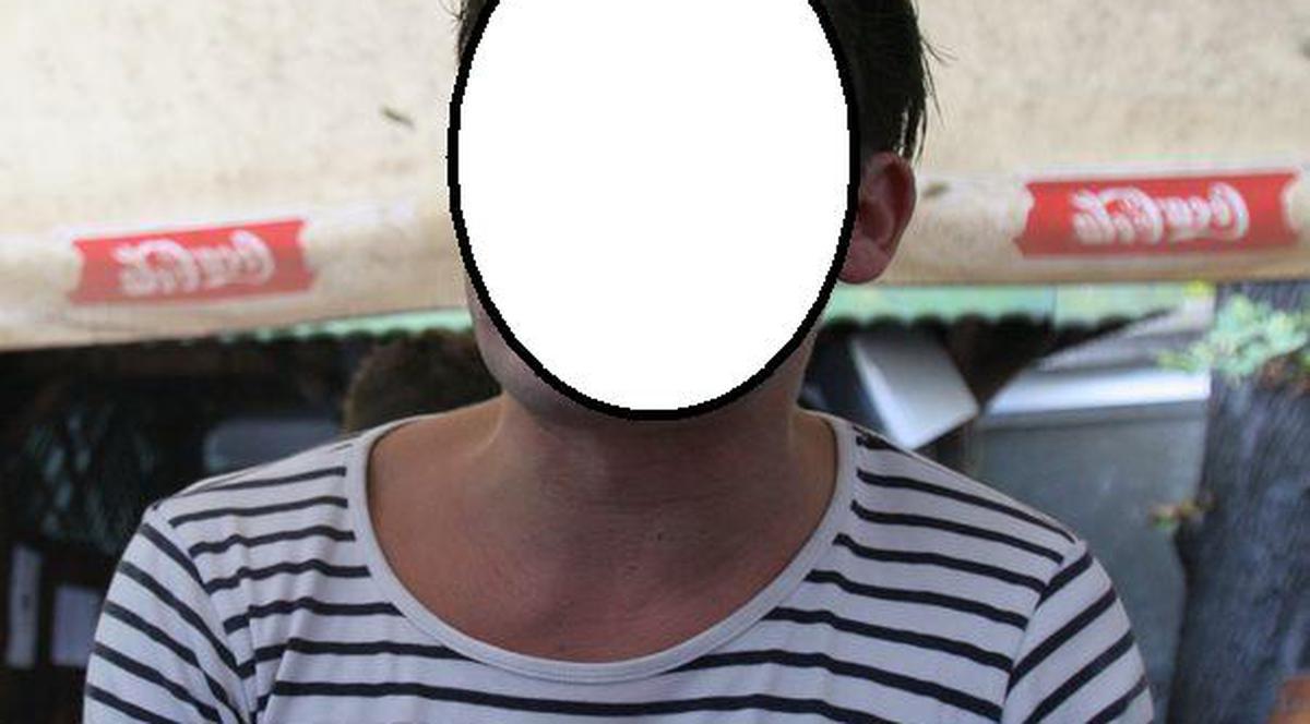 Un actor se laudă: "Ştiu toate măsurile de sutiene de la toate cântăreţele..."