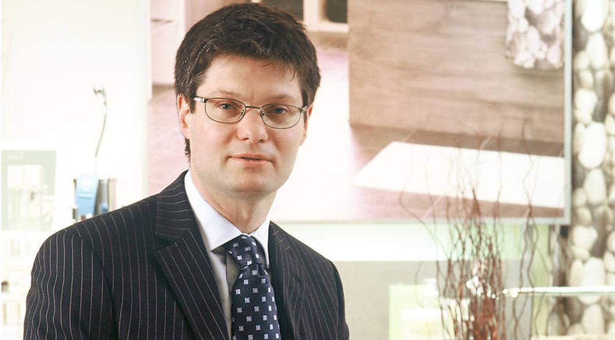 Aşa angajator mai rar! Vezi CINE ESTE PATRONUL care a împărţit 3,6 milioane de dolari angajaţilor săi!