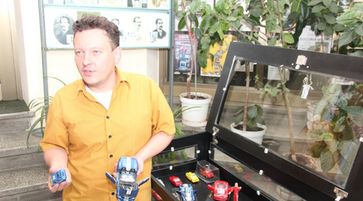 Un botosănean are 500 de maşini! Colecţia lui valorează... 5.000 de euro