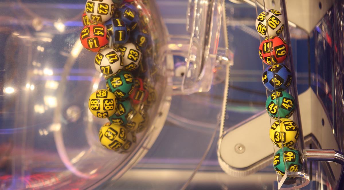 Au ratat la mustaţă milioanele de la Loto!