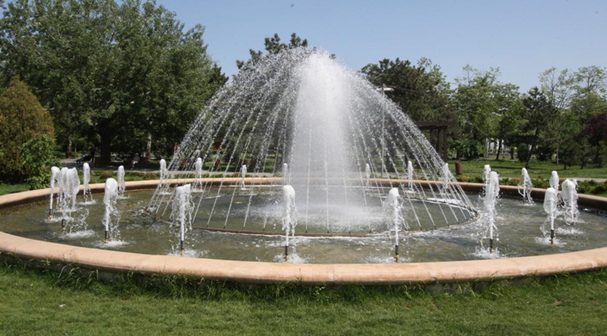 Haideţi la "Lumea lui Shakespeare" în parcul Titan