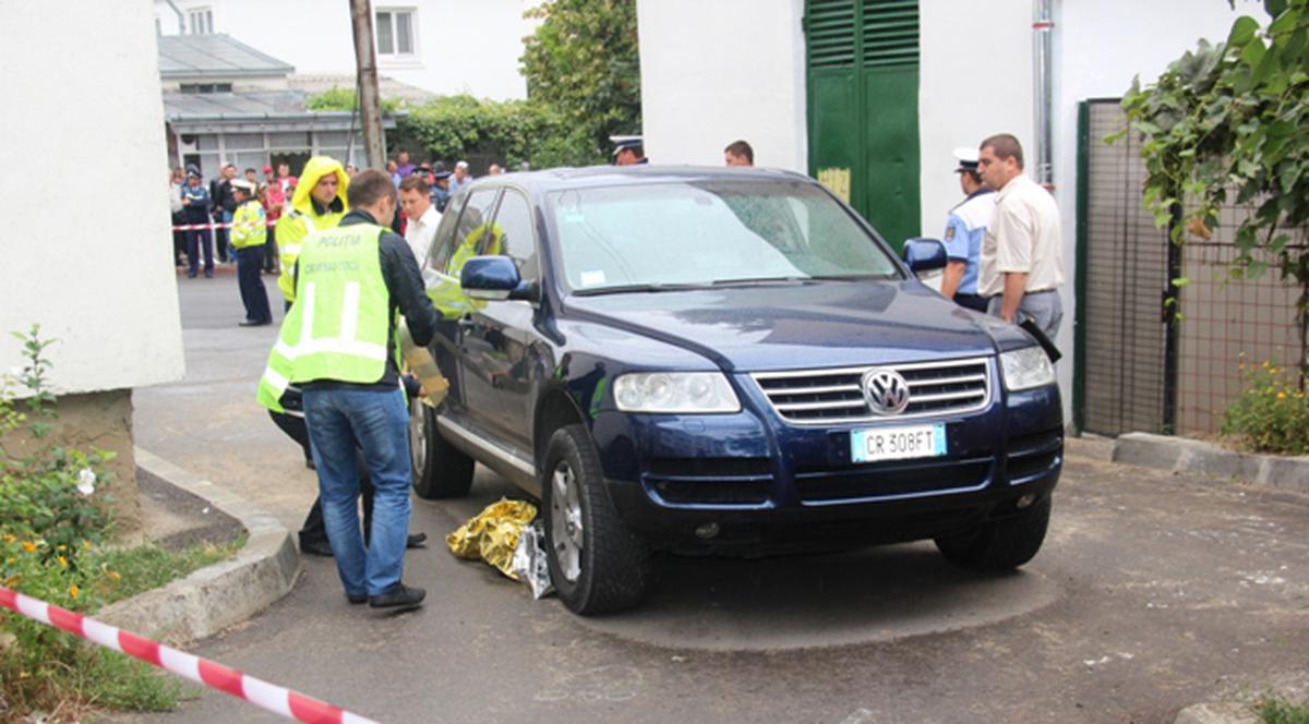 Accident groaznic la Botoşani! Un copil a fost strivit sub roţile unui bolid
