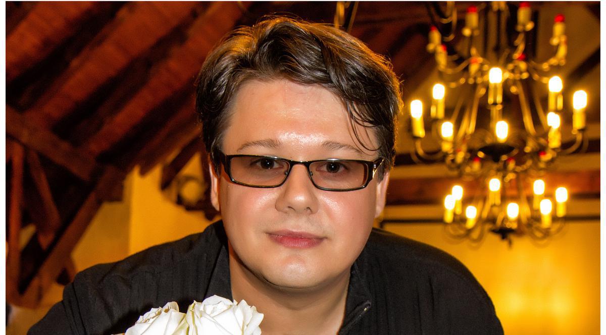 "La mulţi ani, FUEGO!"