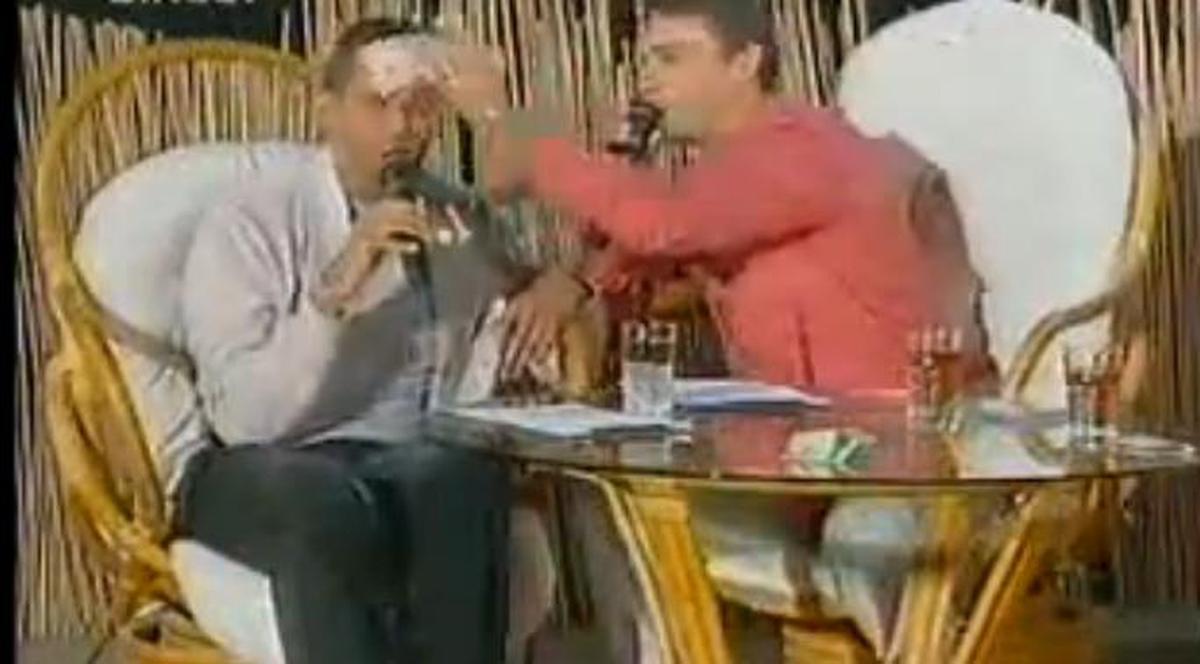 MOMENTE ANTOLOGICE | Badea şi Oreste, CÂNTÂND MANELE! Fanii au aruncat CU BANI ÎN EI! VIDEO