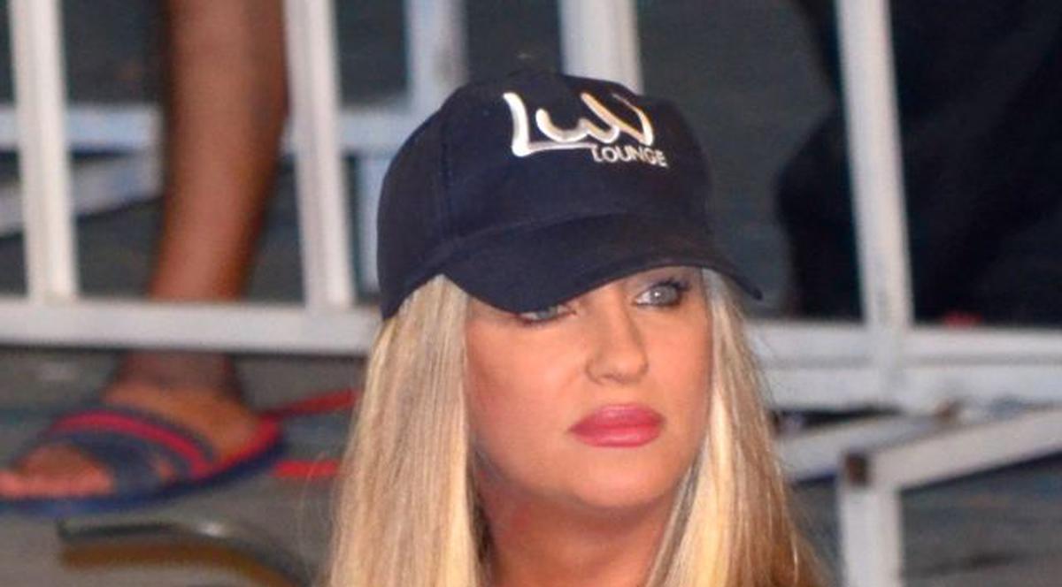 Tania Budi, tristă şi cu şapca pe ochi - FOTO