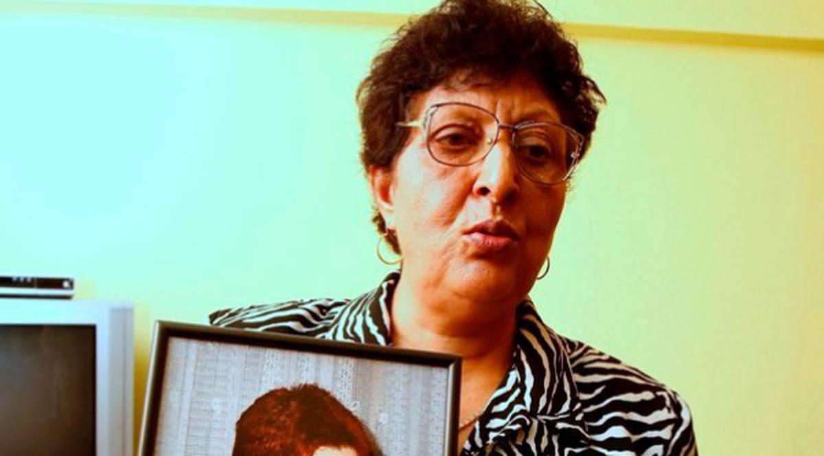 O ploieşteancă îi învinuieşte pe procurori: ”Dosarul morţii fetei mele a fost închis după 10 ani de nedreptate”