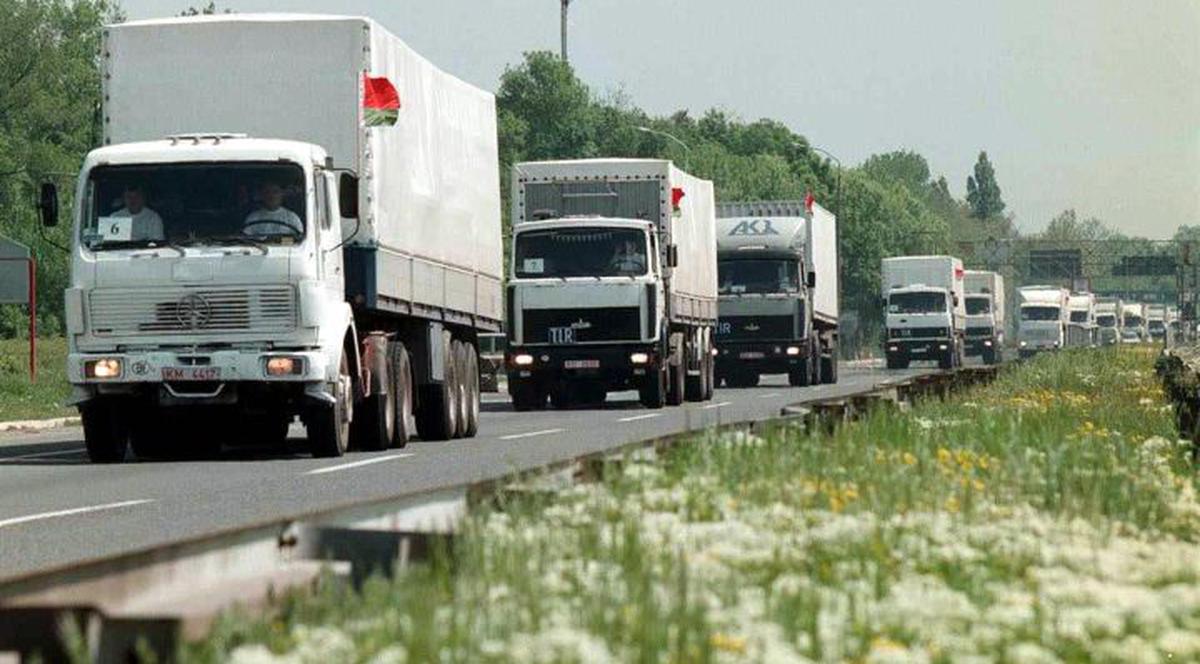 Infotrafic: Mai multe drumuri din 7 județe sunt blocate din cauza condiţiilor meteo nefavorabile