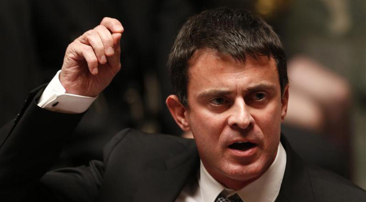 Premierul Franței a stârnit o polemică după ce a invocat un simbol al țării în dezbaterea burkini