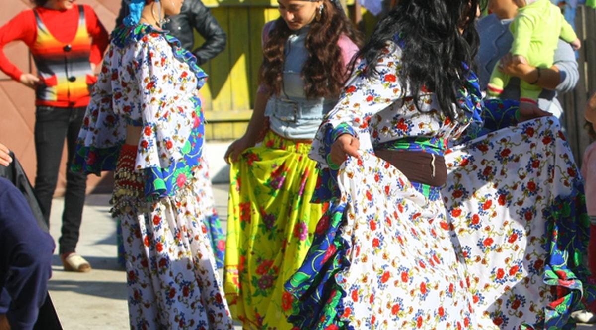 RROMII fac PARADA MODEI! Se întâmplă ASTĂZI în Capitală!