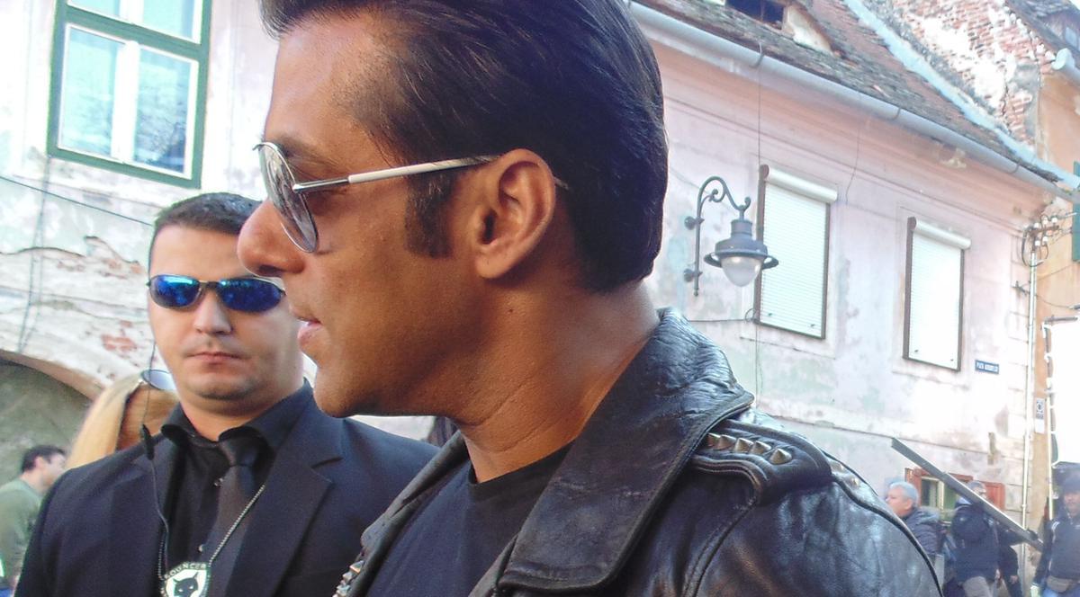 PRIMA DECLARAŢIE a lui SALMAN KAHN despre relaţia cu Iulia Vântur! Vezi ce a spus starul indian!