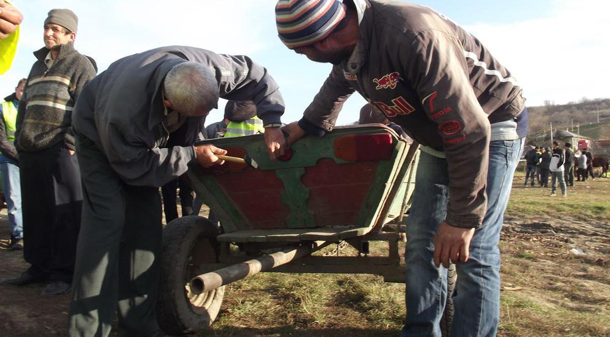 Poliţiştii au luat la ochi căruţaşii României! Dacă eşti şofer O SĂ-ŢI PLACĂ FINALUL ÎNTÂLNIRII LOR