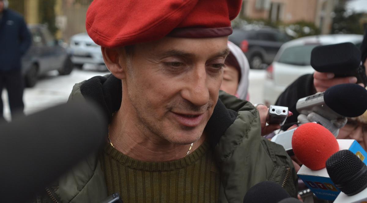 Iată-l pe “revoluţionarul” Radu Mazăre cum merge la DNA!