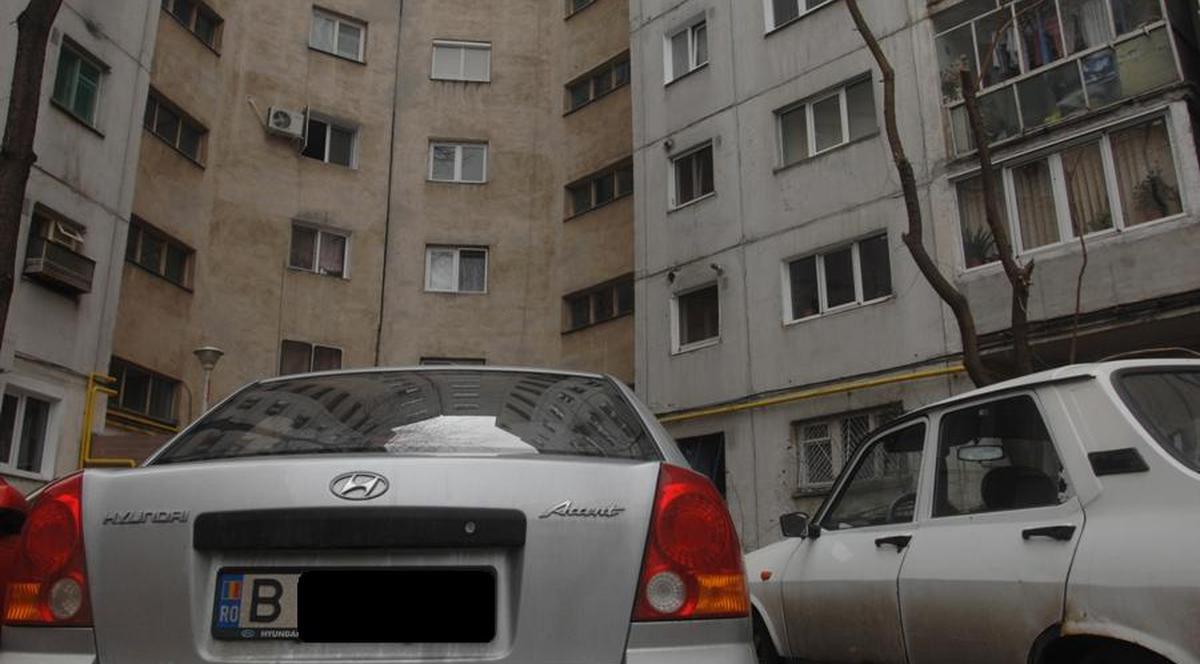 Atenţie: Trebuie înnoite contractele pentru locurile de parcare! 