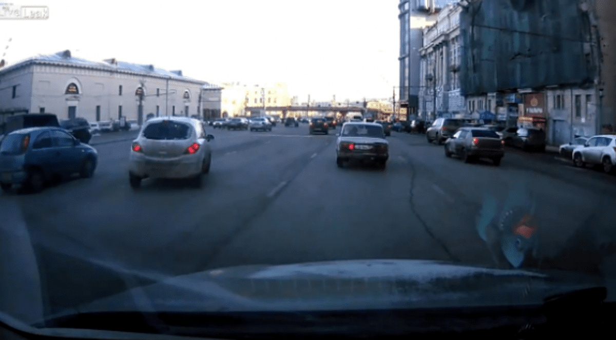 UPDATE. Luare de ostatici la o bancă din Moscova. Oamenii au fost eliberați