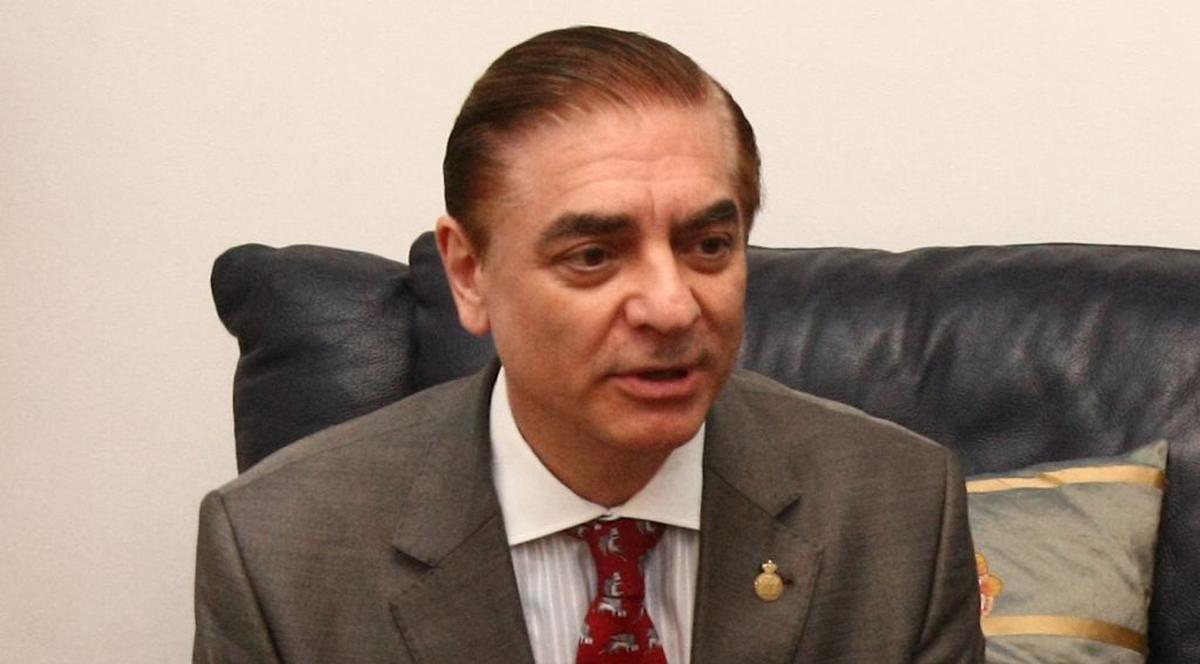 EXCLUSIV | Prinţul Paul de România vrea proprietăţile familiei regale de la Cernăuţi