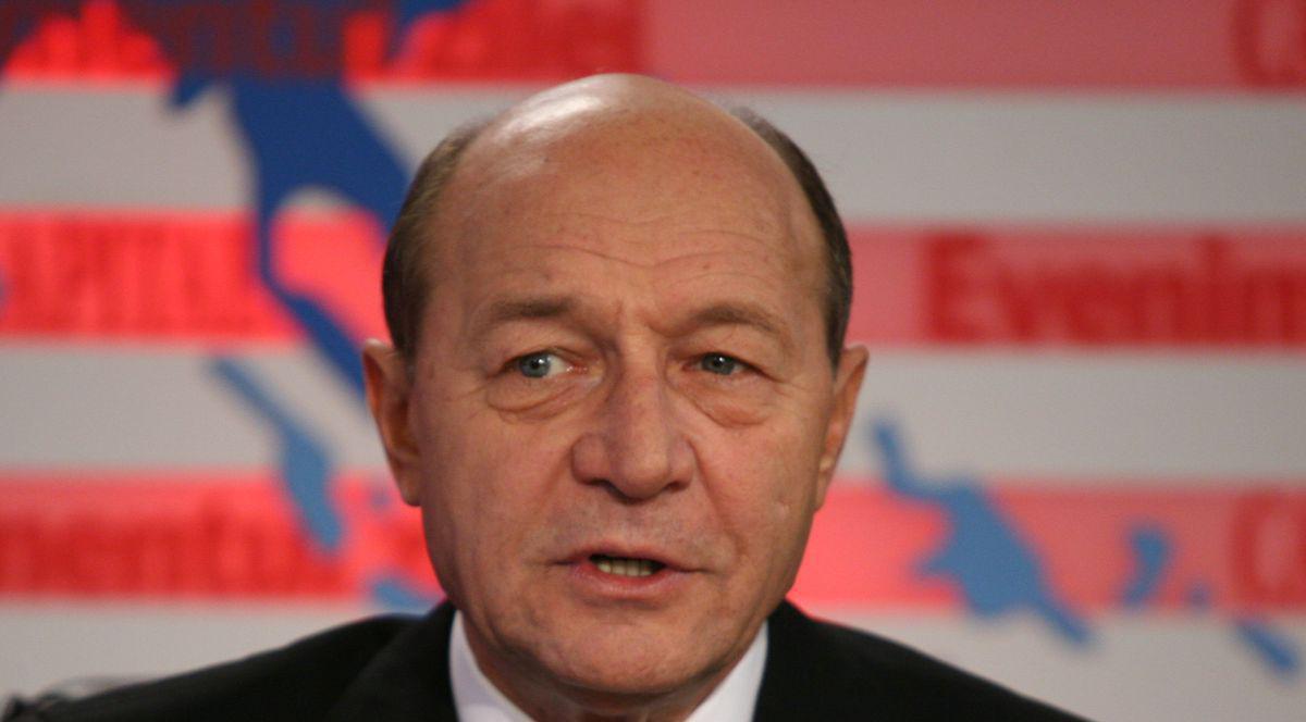 Traian Băsescu ÎI DĂ REPLICA lui Rogozin: "Dacă ARE NEVOIE, ÎI SPUNEM NOI CINE SUNTEM"