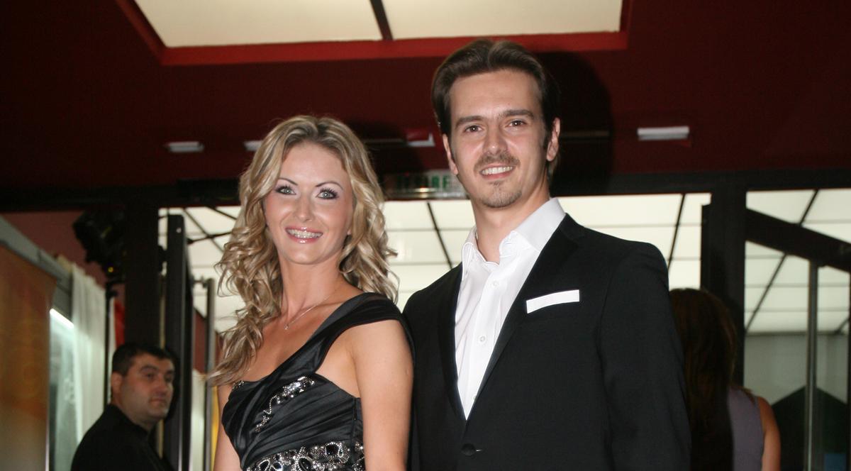 SENZAŢIONALI! Uite-l pe MIHAI PETRE alături de ELWIRA, pe vremea când erau DOAR PARTENERI DE DANS | VIDEO